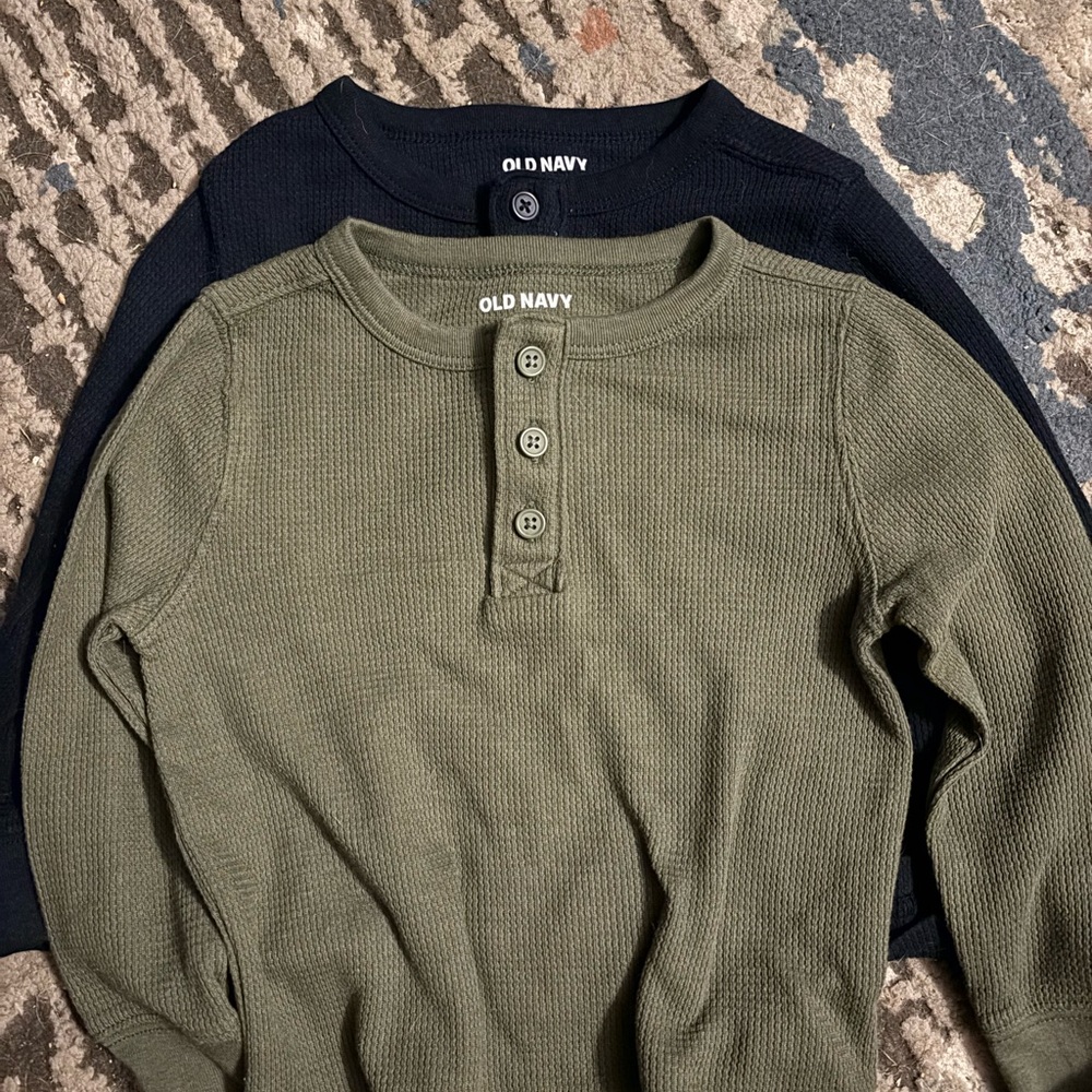 2 x Old Navy Toddler Long Sleeve 2T Shirts